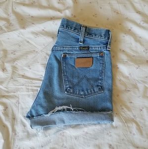 Wrangler cut off shorts